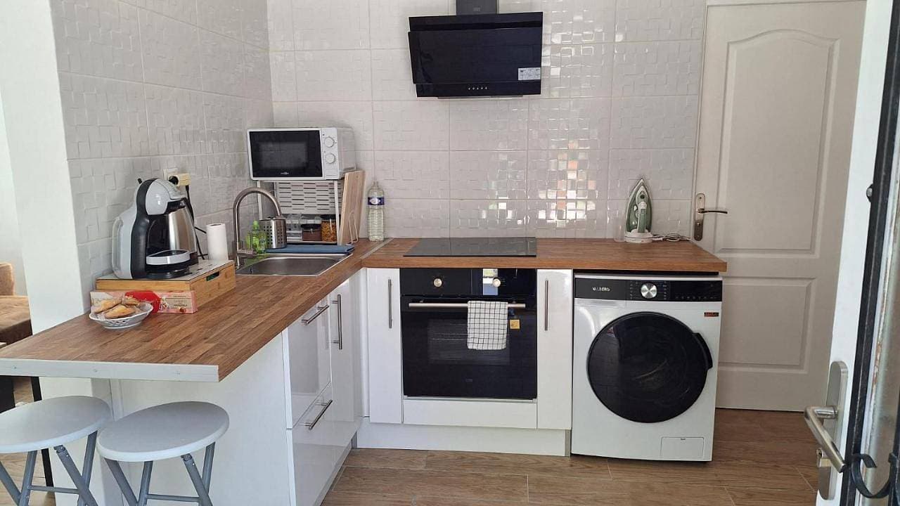 Foto 4 von 14: Two-Bedroom Apartment