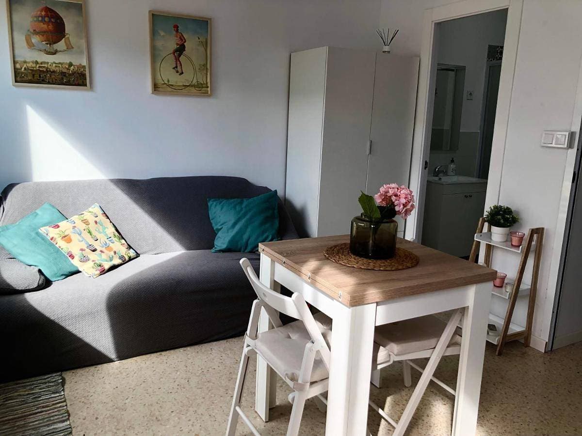 Foto 5 von 15: One-Bedroom Apartment