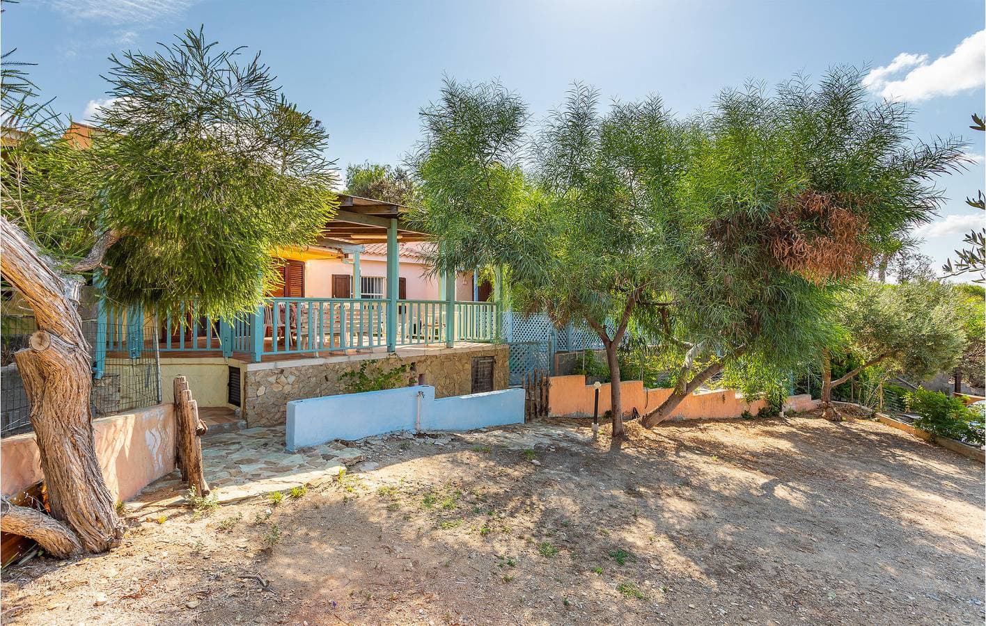 Appartement am Strand mit Pool und Parkplatz. 1