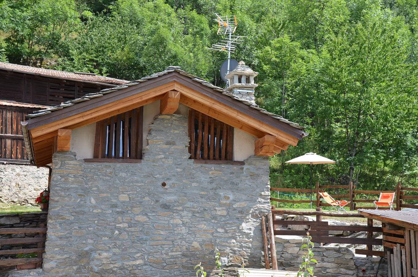 Foto 7 von 25: Villa mit Garten und bezauberndem Panorama
