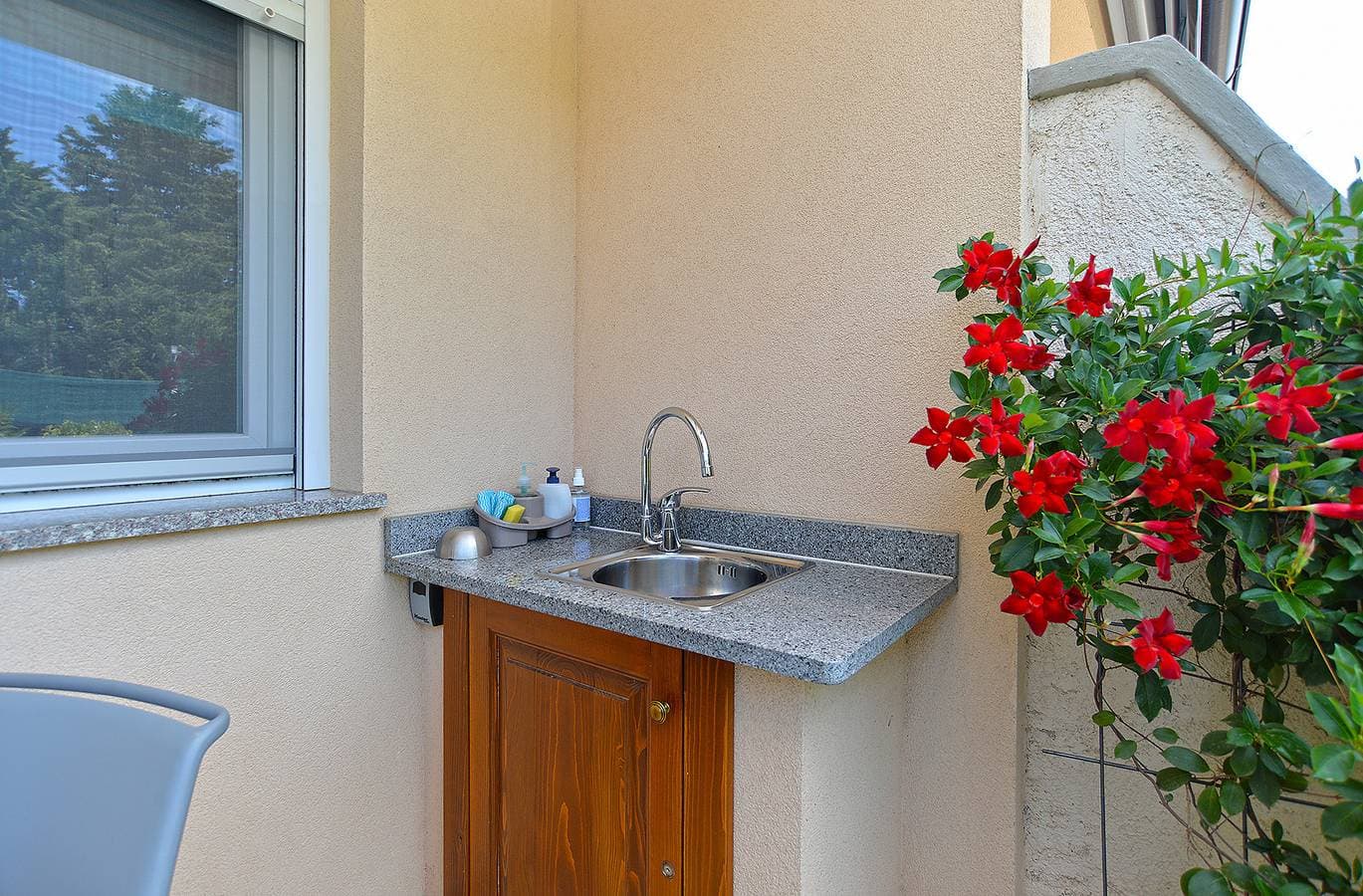 Foto 3 von 27: Ferienhaus für 4 Personen mit Terrasse