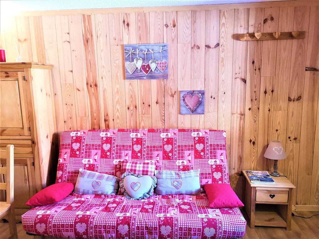 Foto 3 von 13: Residenz Les Chalets d'Aurouze, La Joue du Loup, Dévoluy - Gemütliches Duplex für 4 Personen