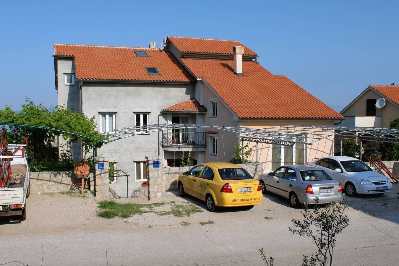Foto 4 von 25: Studio Appartement mit Terrasse und Meerblick Njivice, Krk As-5458-a