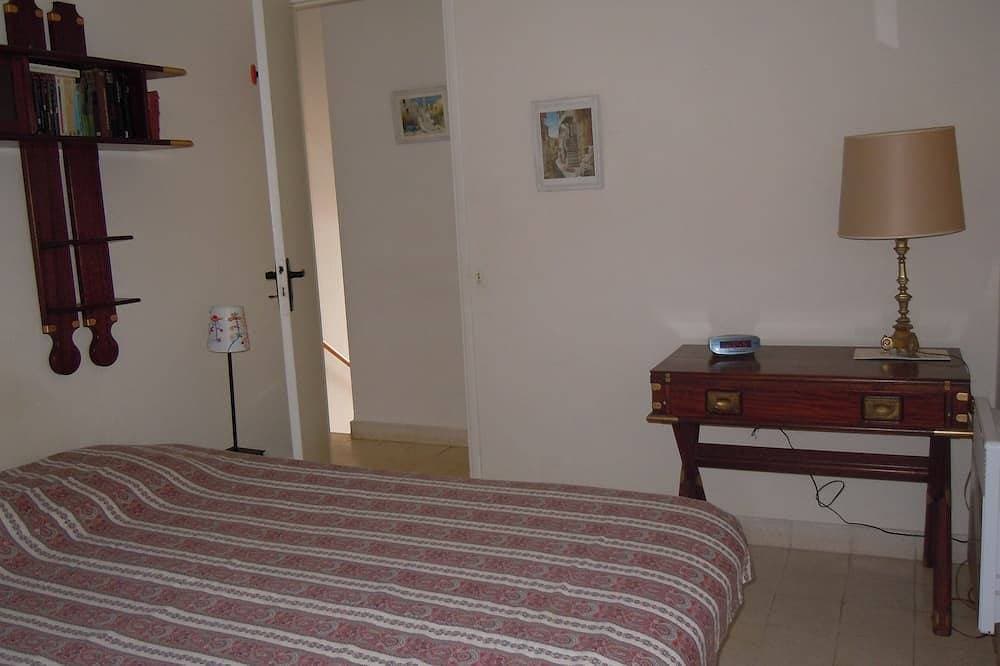 Foto 3 von 30: Charmante T3 Füße im Wasser, Duplex, kostenloses WLAN, Le Lavandou Garage