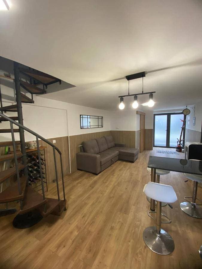 Foto 4 von 13: Two-Bedroom House