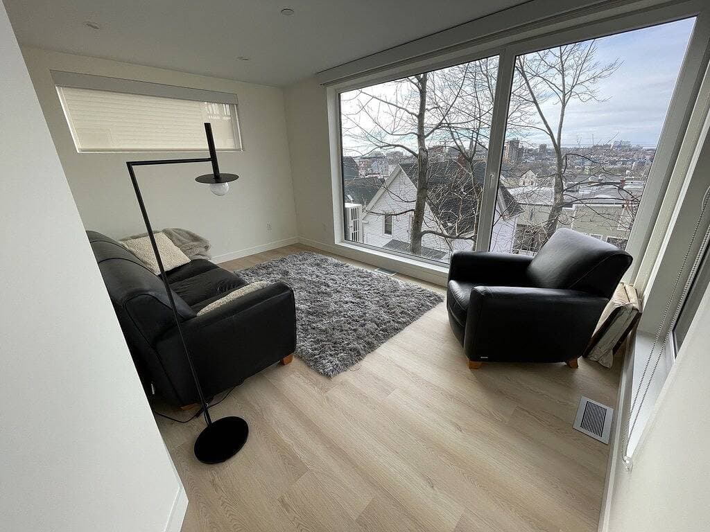 Sunny Modern Oasis in Portland’s Trendy East End 1