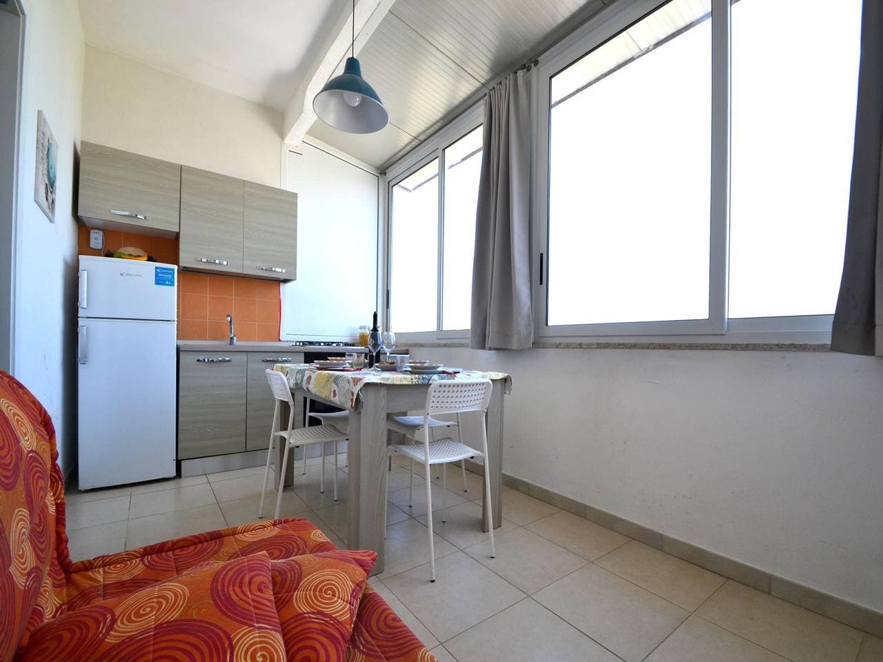 Foto 9 von 19: Dreizimmerwohnung mit Klimaanlage im ersten Stock - Torre dell'Orso