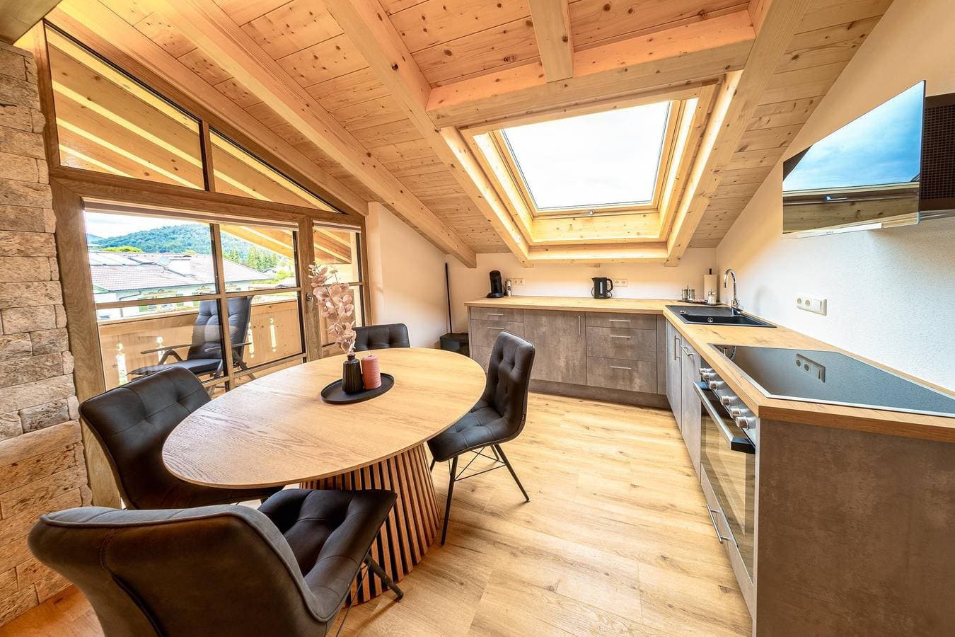 Foto 5 von 17: Ferienwohnung mit Bergblick