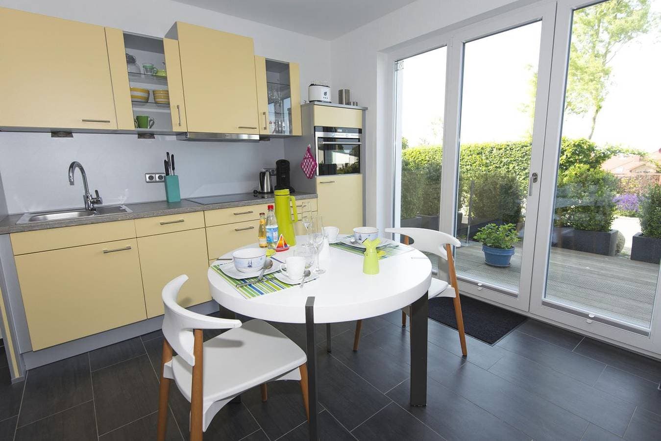 Foto 8 von 21: Schöne 2-Raum-Ferienwohnung mit Terrasse - Haus Ostseeblick 1 FeWo Steuerbord