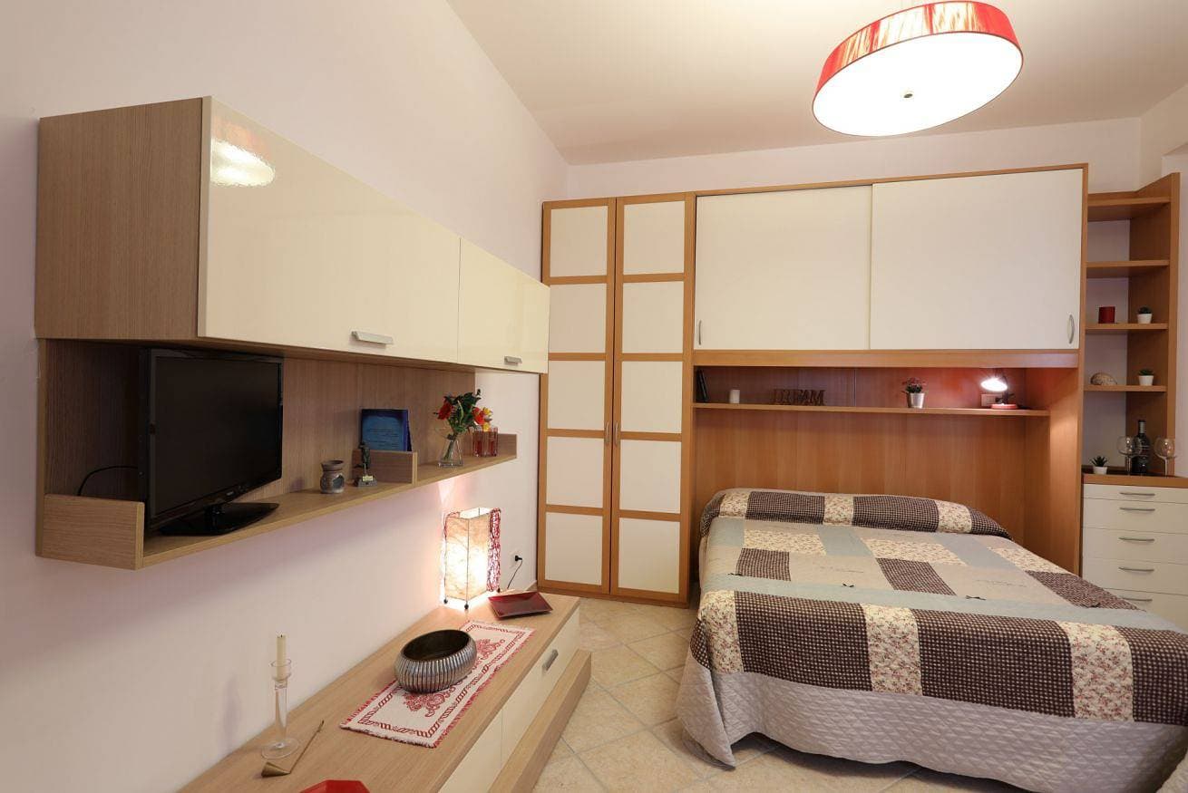 Foto 6 von 31: GuestHost - Flat near the Historic Centre with Private Parking