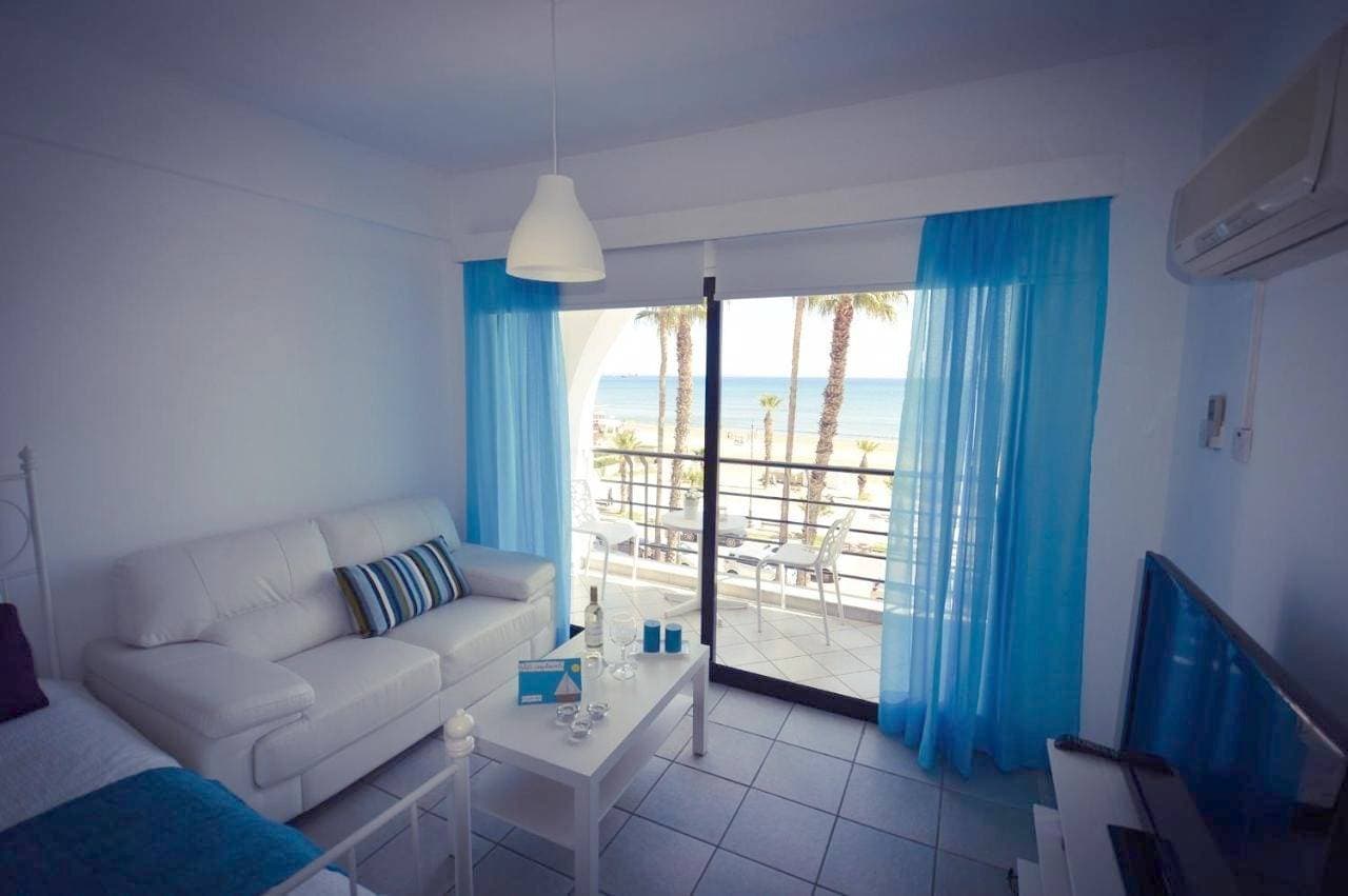 Foto 4 von 15: Studio Apartment with Sea View