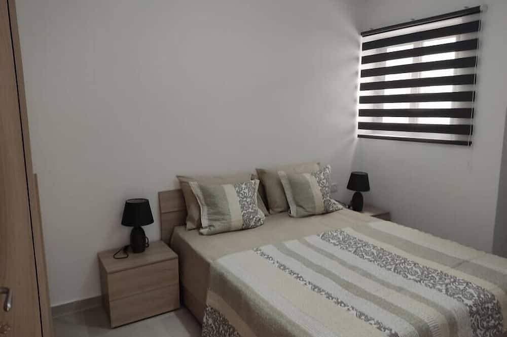 Foto 3 von 22: Salina Wharf, Block E, Apt. 26