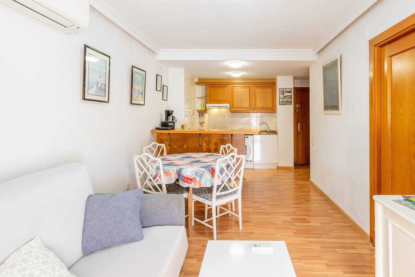 Foto 6 von 43: Ferienwohnung 'Calp Place Wifi Fibra' mit Meerblick, Wi-Fi und Klimaanlage