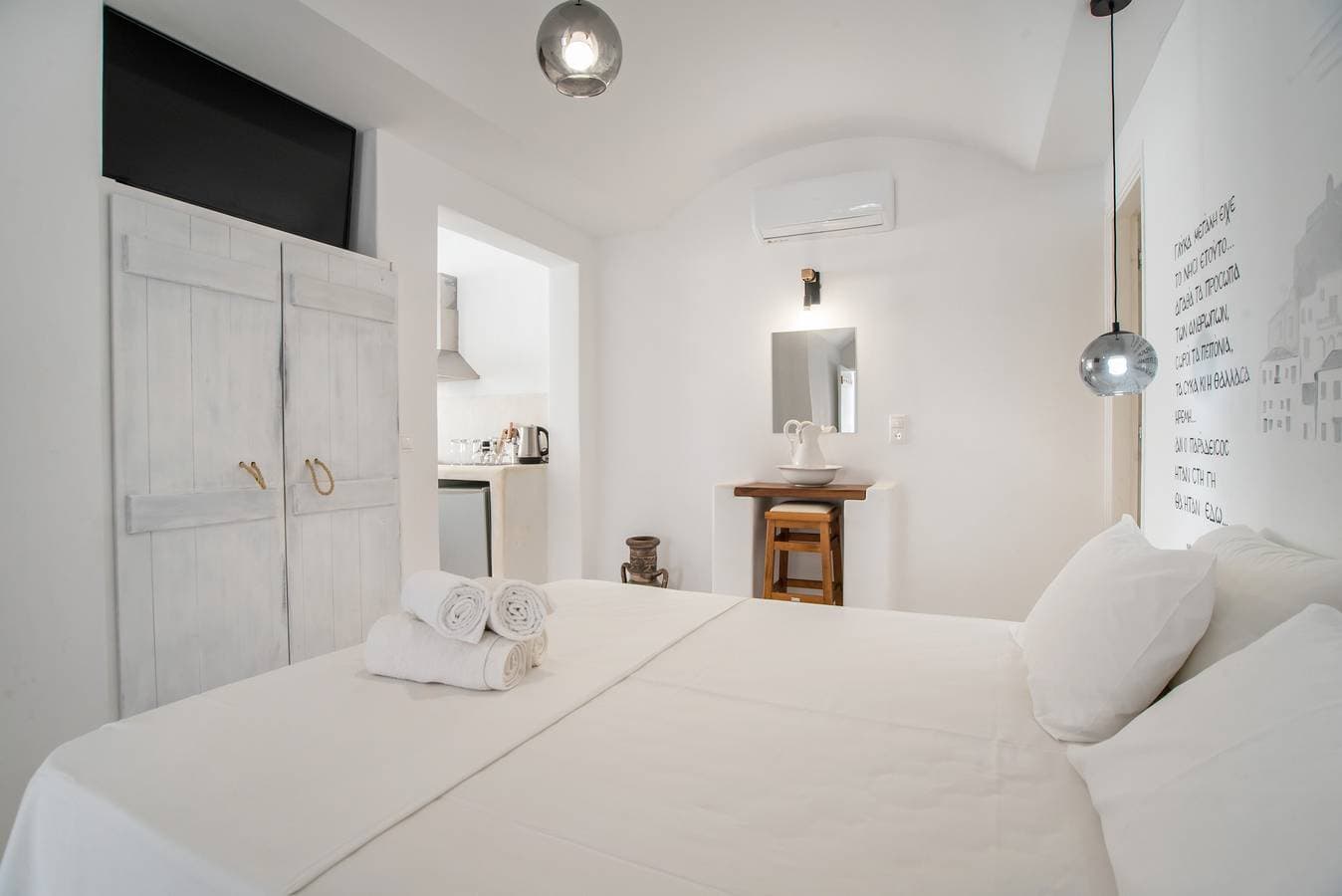 Foto 7 von 20: Einzimmerapartment 'Helmos Cozy' mit WLAN und Klimaanlage