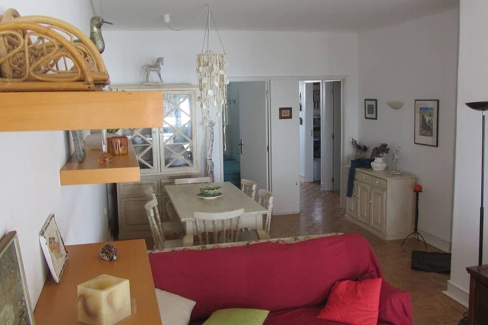 Foto 11 von 23: Giraffe - 50 m vom Strand. 2 Schlafzimmer, 2 Wc, Klimaanlage, WLAN, Meerblick, Park
