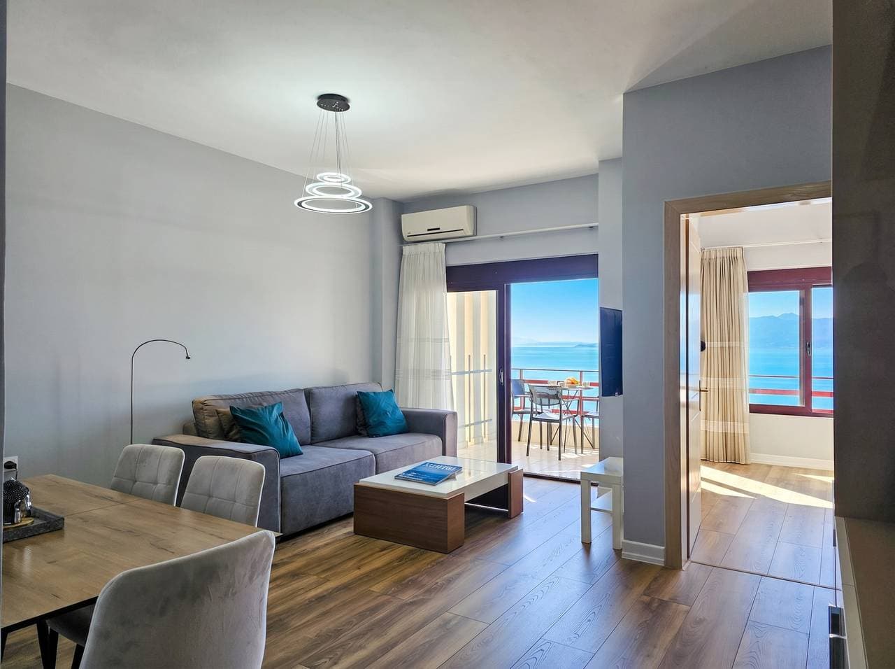 Foto 2 von 30: Ferienwohnung für 3 Personen mit Balkon