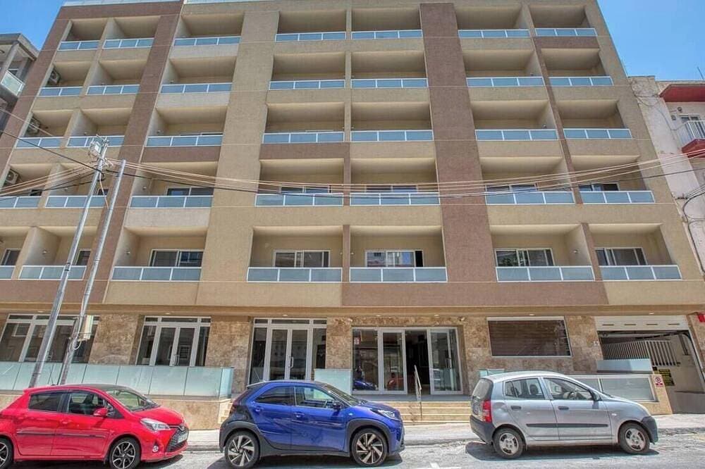 Foto 9 von 30: Stylish & Modern 1Br home in Guardamangia w/WIFI