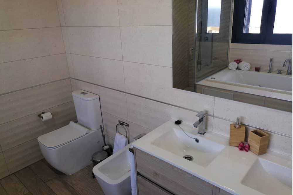 Foto 10 von 30: Villa \"La Florida\" - Wonderful Views - Pool - WIFI
