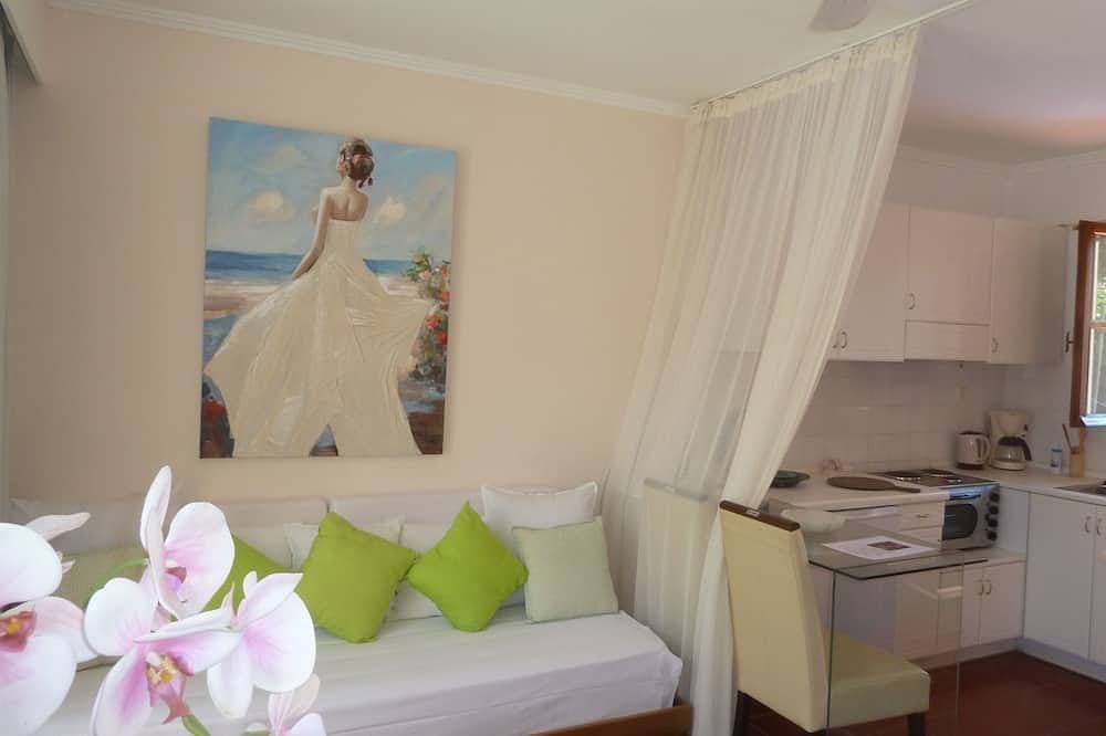 Foto 4 von 30: Farbiges Frini Apartment mit Blick auf den Pool in der Nähe von Rethymno auf Kreta