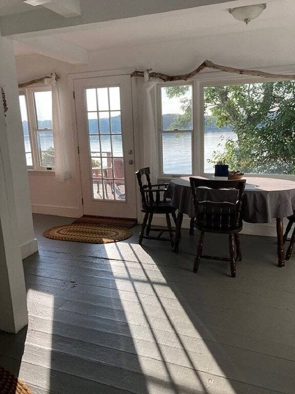 Foto 11 von 32: Waterfront, Updated Oceanfront Gem for 2, near Bowdoin College, Harpswell, and much more!