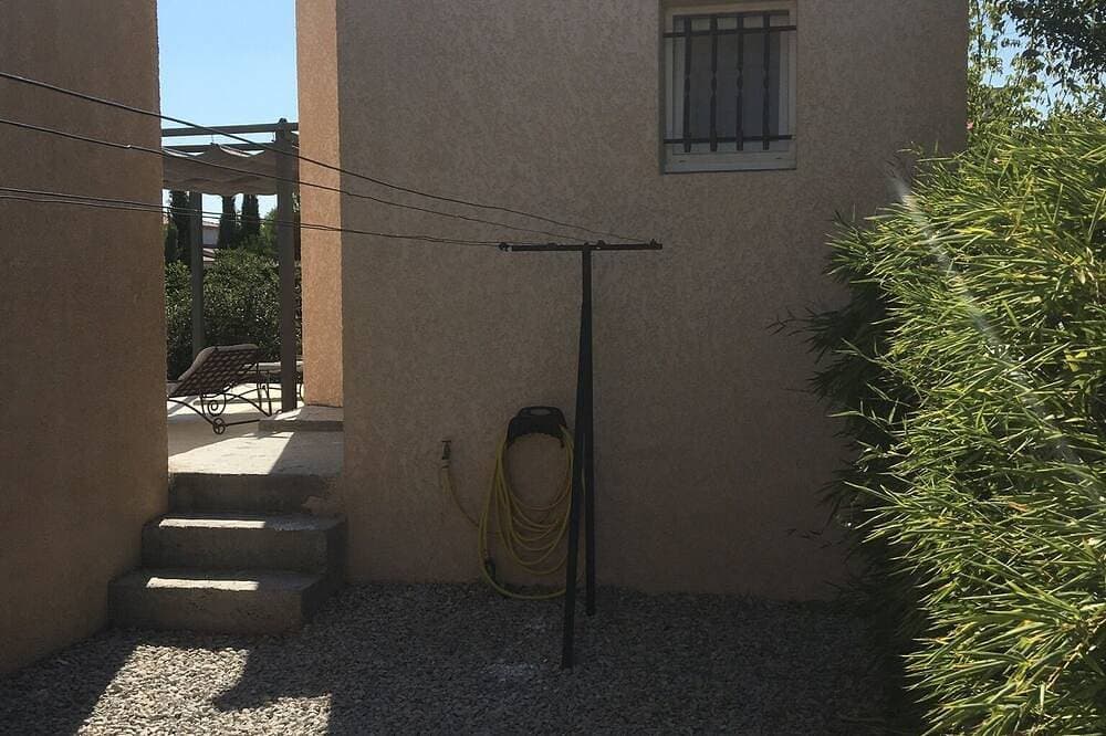 Foto 9 von 30: 100% self-contained studio at the foot of the Dentelles de Montmirail