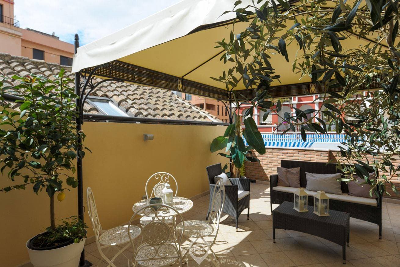 Foto 3 von 32: Ferienwohnung für 2 Personen mit Balkon/Terrasse
