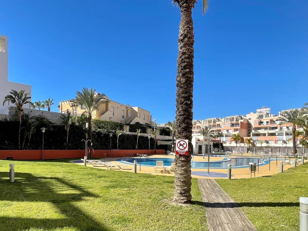 Foto 8 von 40: Wohnung nahe Strand mit Pools in Spanien
