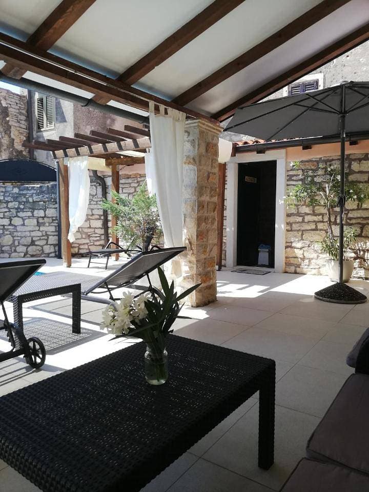 Foto 9 von 53: Villa with Private Pool