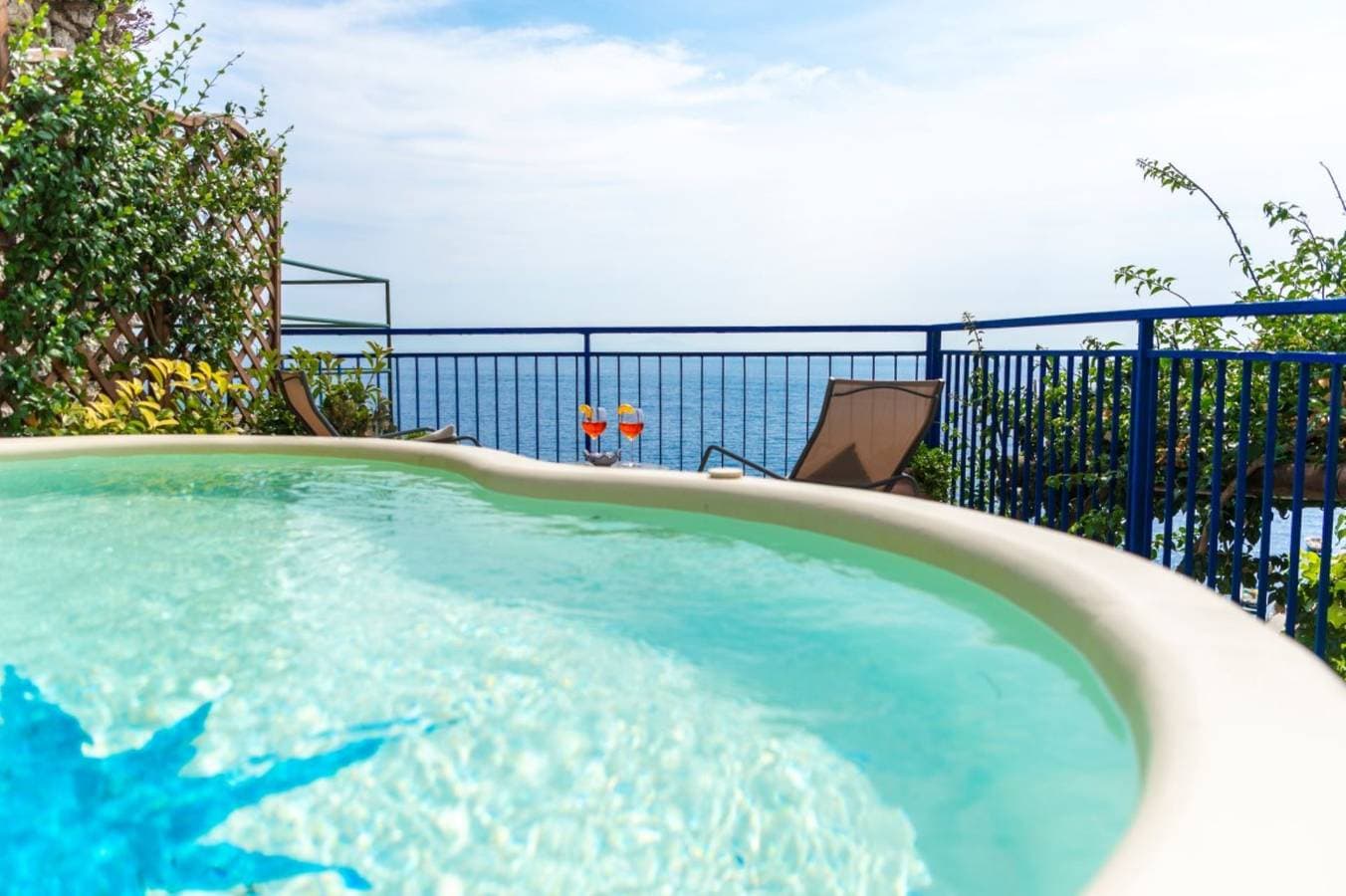 Foto 5 von 57: Villa für 8 Personen mit Terrasse