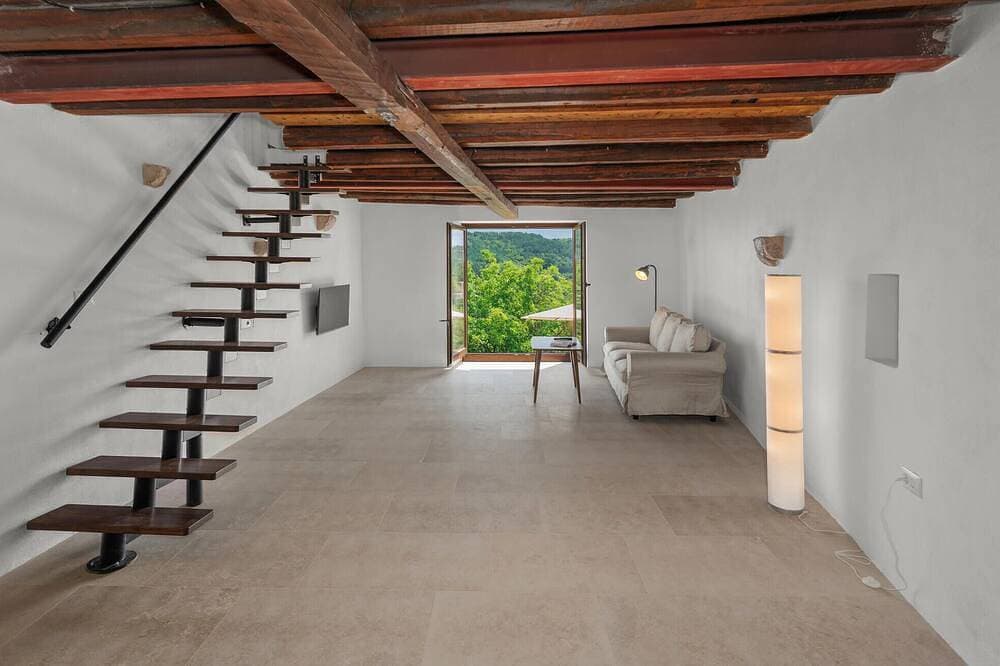 Foto 8 von 30: Nice home in Oprtalj with house a panoramic view