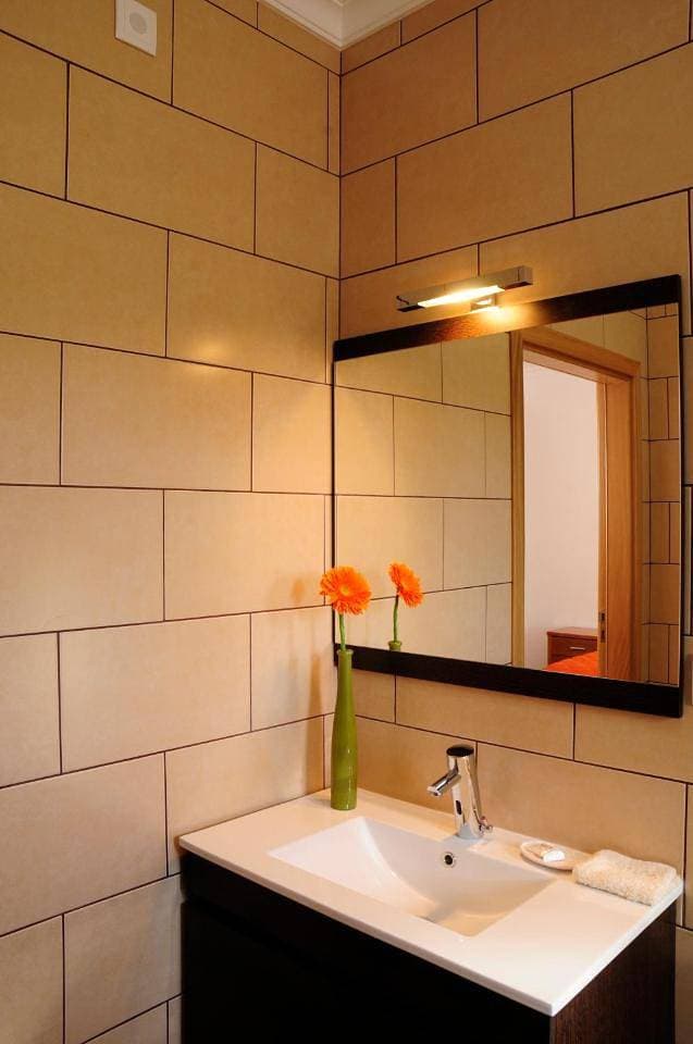 Foto 9 von 9: Twin Room with Private Bathroom