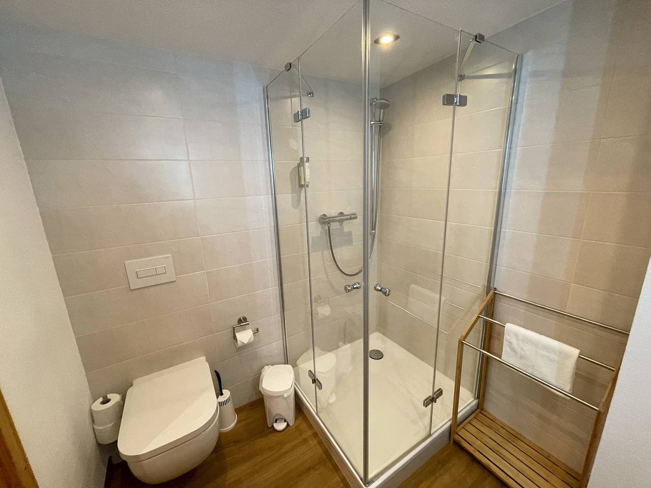 Foto 8 von 12: Apartment mit zwei Schlafzimmern und Wohnküche