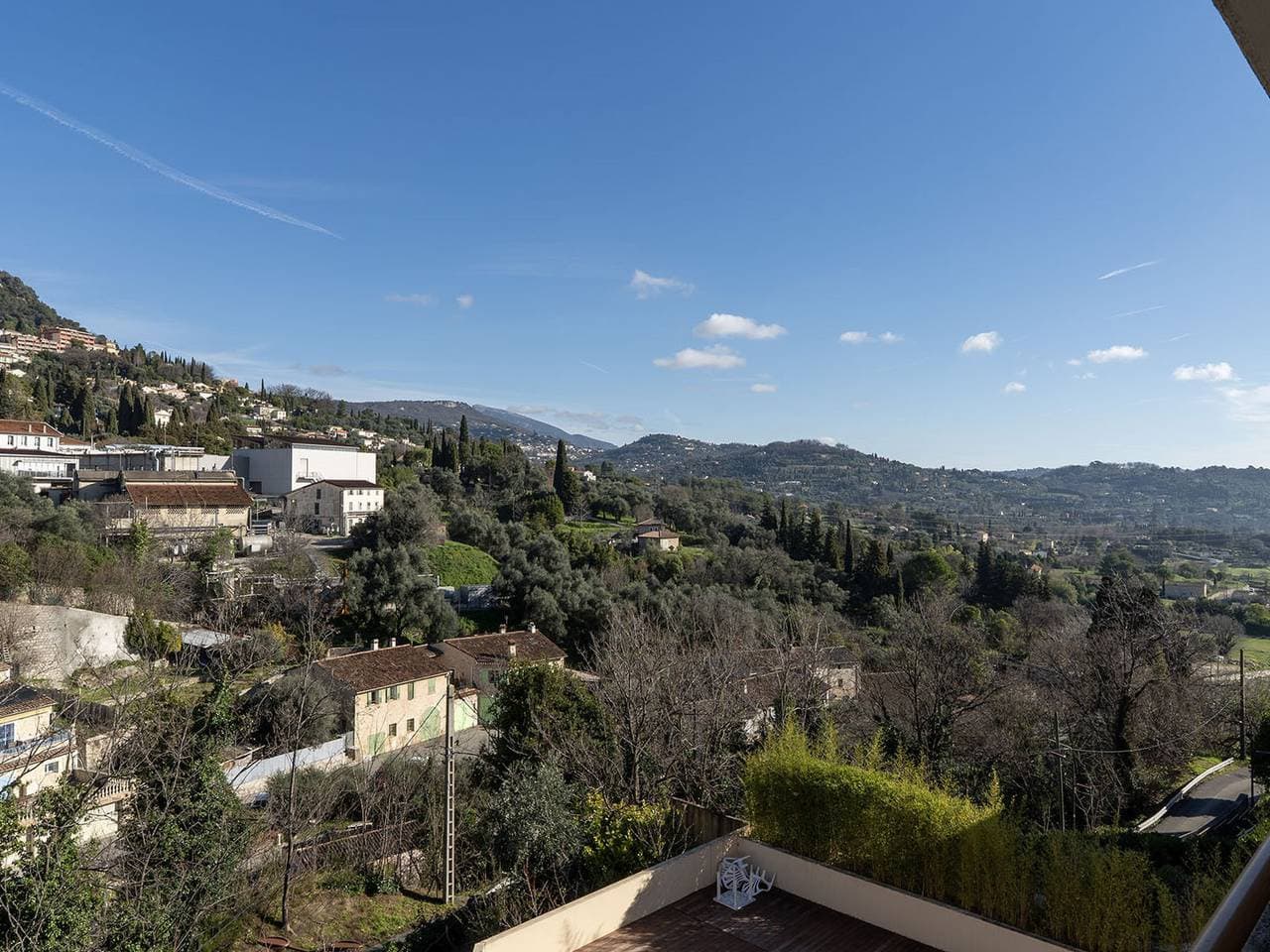 Foto 11 von 14: Reizende Ferienwohnung mit Pool und Balkon, in der Nähe des Stadtzentrums von Grasse