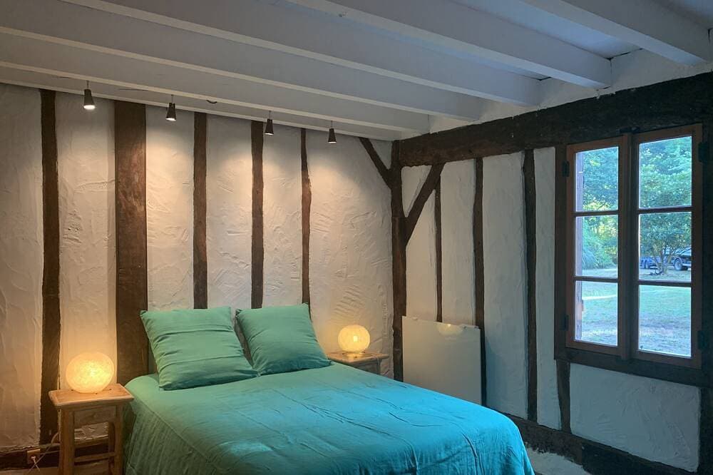 Foto 4 von 26: Traditionelles französisches Bauernhaus, wunderschön renoviert mit einem Pool im Wald