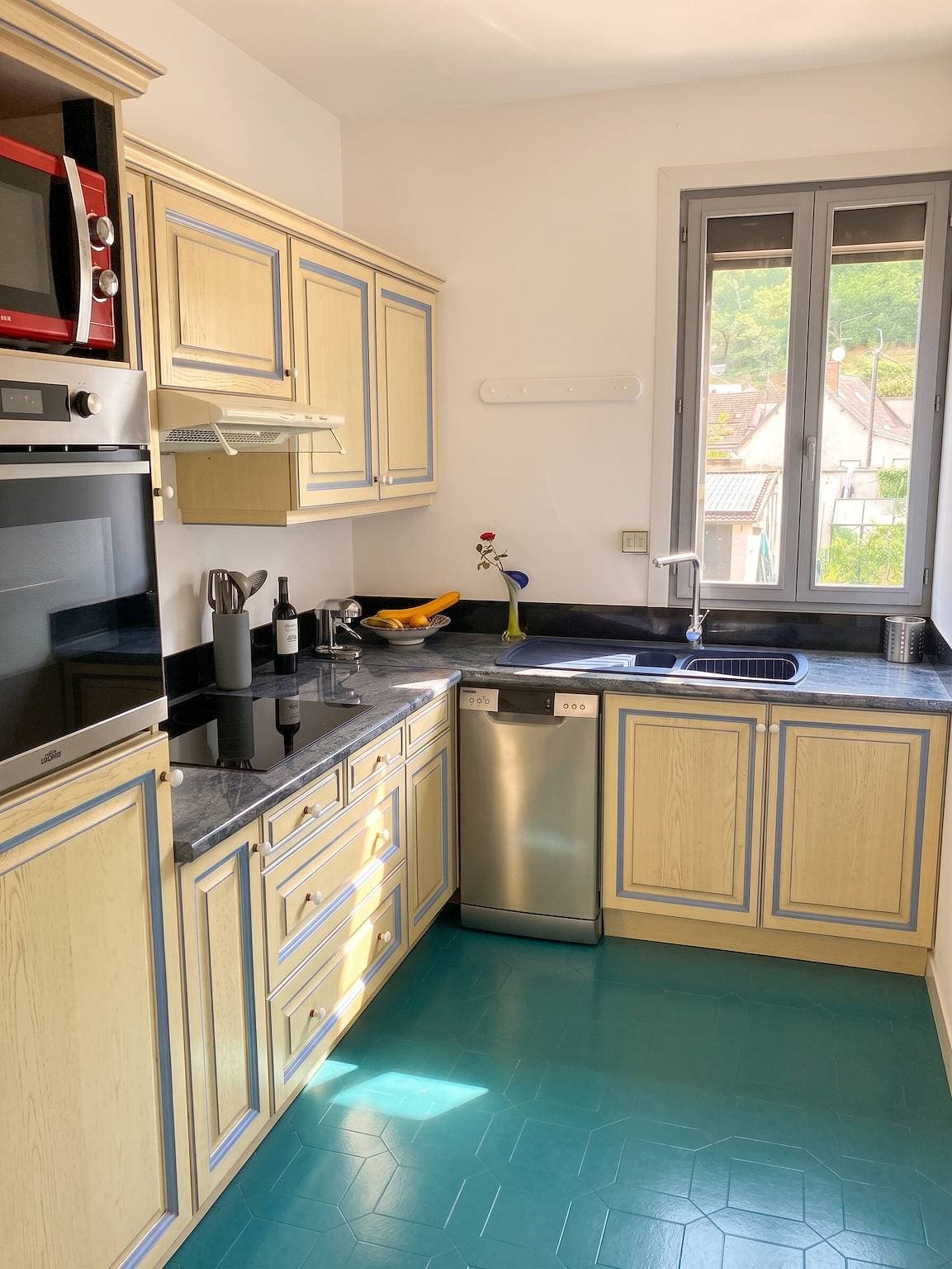 Foto 3 von 14: Charmante Wohnung in Nonancourt, privater Garten