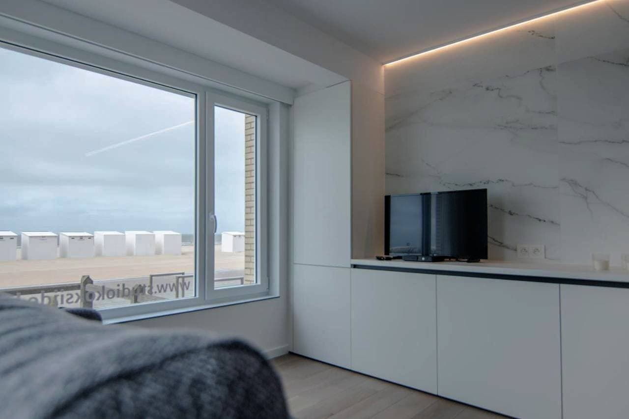 Foto 3 von 5: Studio Apartment with Sea View