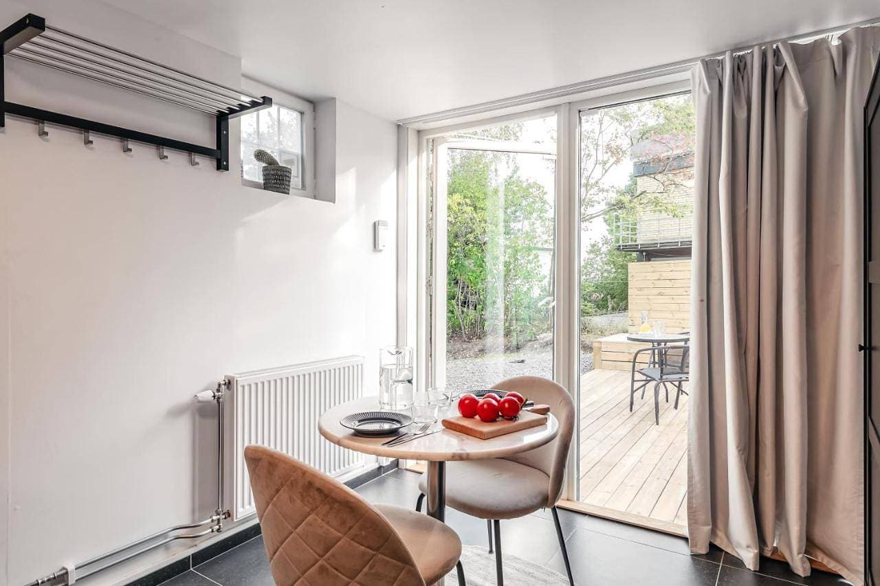 Cozy 1BR apartment inner-city 1