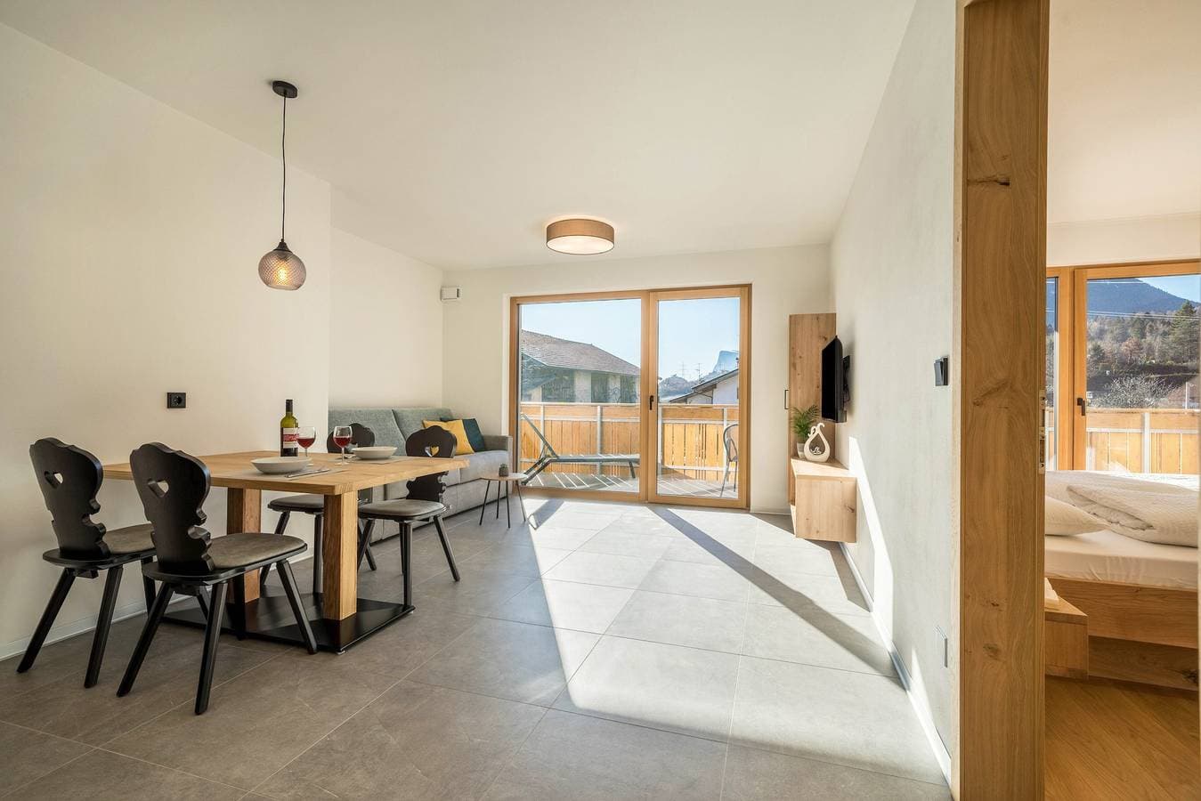 Foto 8 von 20: Ferienwohnung "Sunnig - Sonennschein" mit Bergblick, Balkon & WLAN