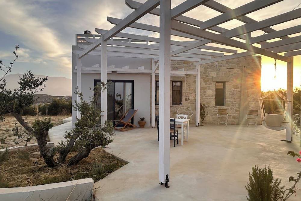 Ruhiges Haus in Südkreta, malerischer Meer- und Bergblick, Strand fußläufig 1