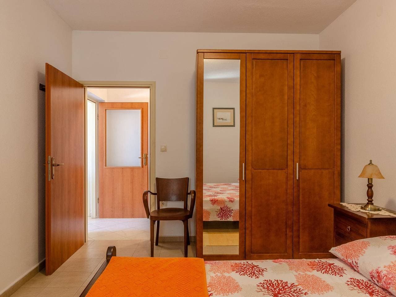 Foto 9 von 32: Ferienhaus mit 2 Schlafzimmern und Terrasse