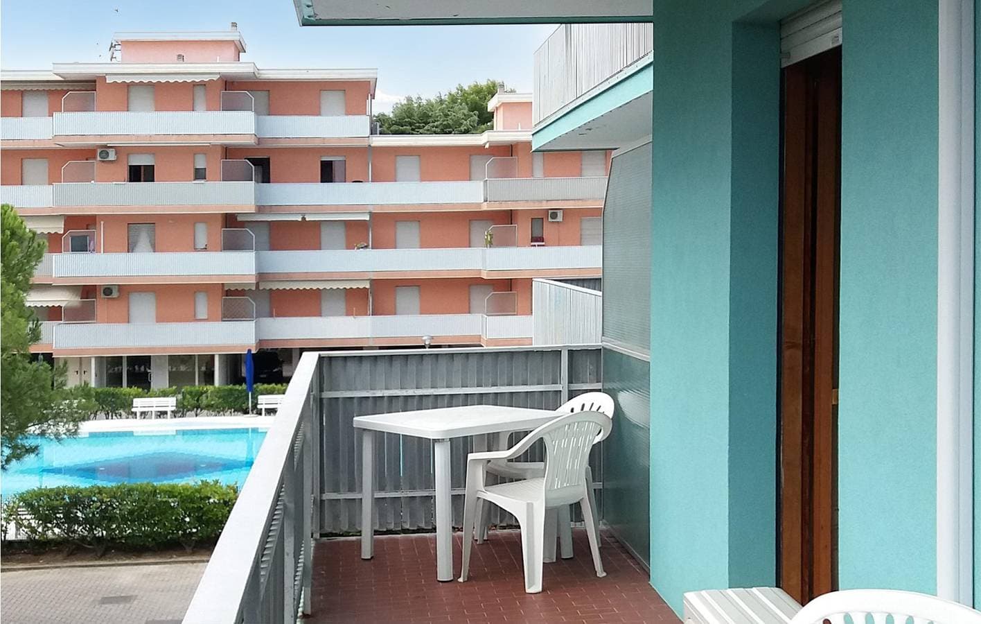 Foto 2 von 20: Appartement am Strand mit Pool und Küche