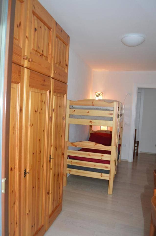 Foto 11 von 32: Two-Bedroom Apartment