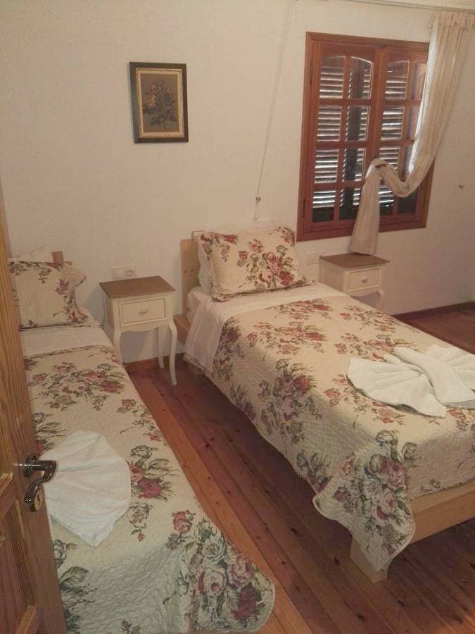 Foto 5 von 44: Four-Bedroom Villa