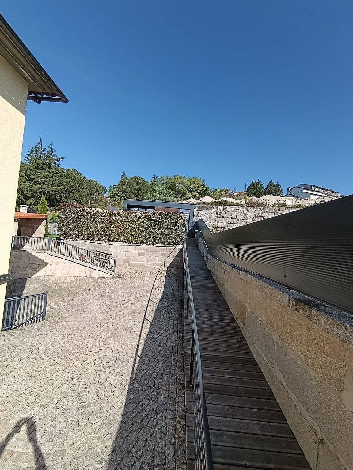 Foto 5 von 25: Tiny Home 'Refúgio D'Aguiar' mit Bergblick, WLAN und Klimaanlage