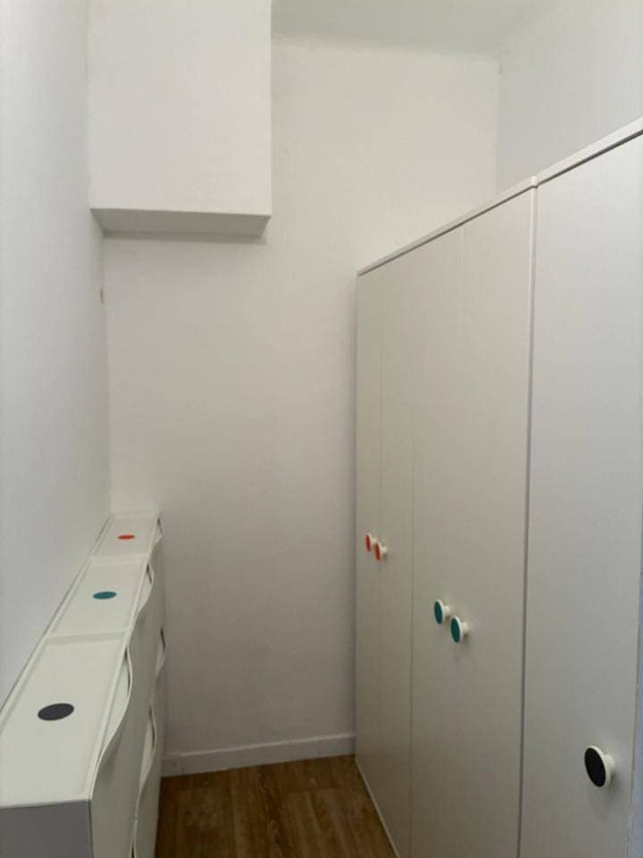 Foto 8 von 25: Three-Bedroom Apartment