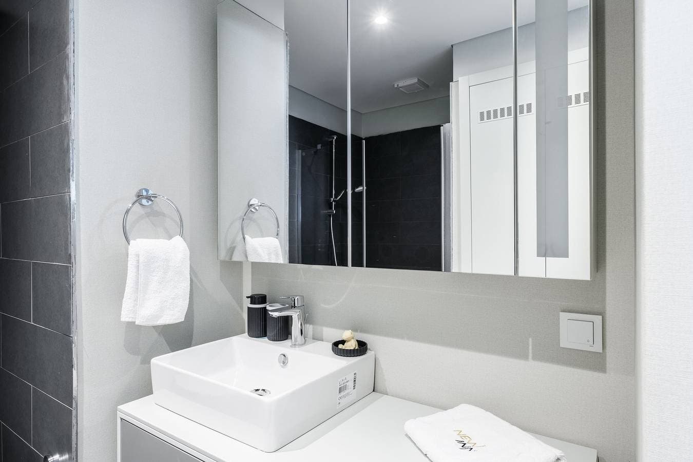 Foto 5 von 13: Ferienwohnung für 3 Personen mit Balkon