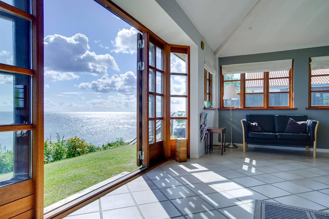 Foto 9 von 33: Pet friendly home in Ullerslev with house sea view