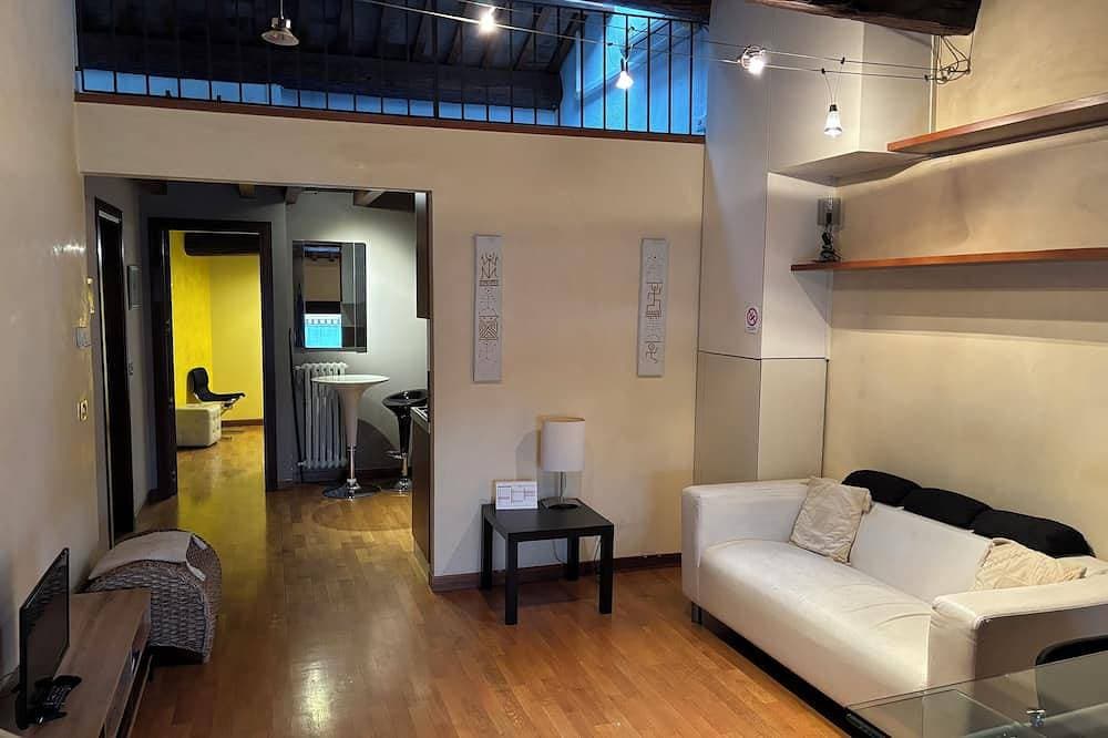 Attic in the center of Vicenza 1