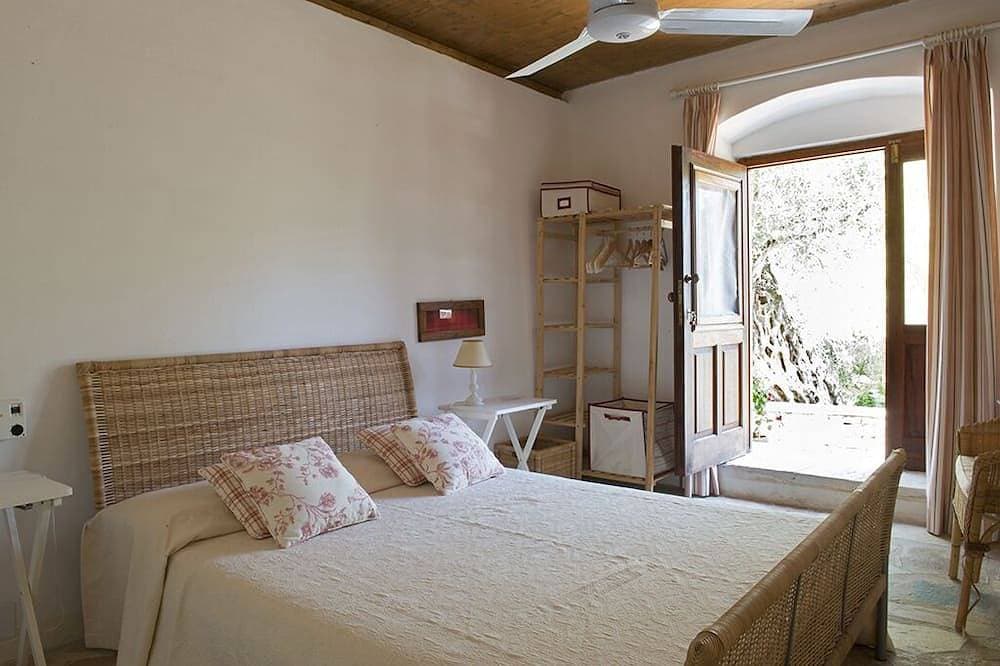 Foto 6 von 30: Einzigartige Villa inmitten des Waldes mit Pool
