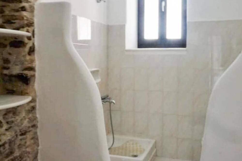 Foto 11 von 30: Traditional Villa Valia Ermoupolis - Syros Vaporia